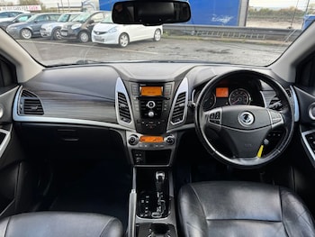 Used Ssangyong Korando 2015 for sale - 76496628: Photo