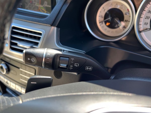 Used Mercedes-Benz E-Class 2015 for sale - 75680857: Photo 25