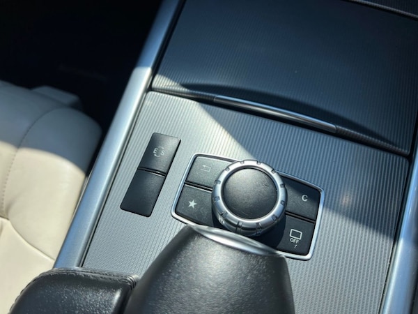 Used Mercedes-Benz E-Class 2015 for sale - 75680857: Photo 39