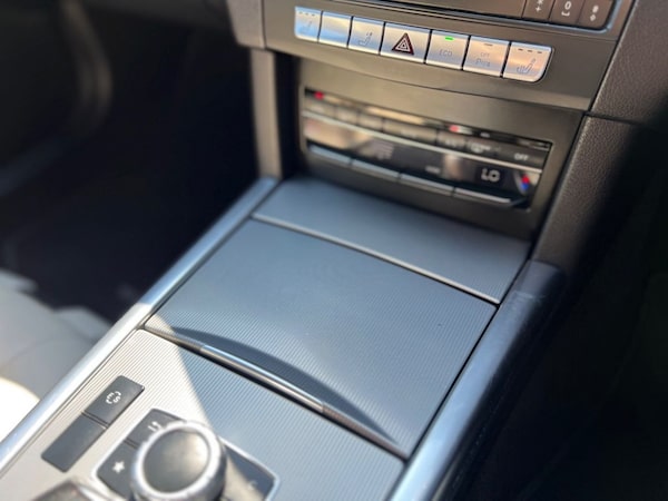 Used Mercedes-Benz E-Class 2015 for sale - 75680857: Photo 44