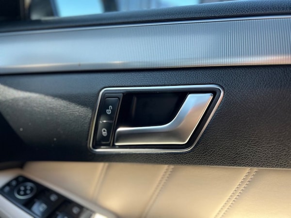 Used Mercedes-Benz E-Class 2015 for sale - 75680857: Photo 48