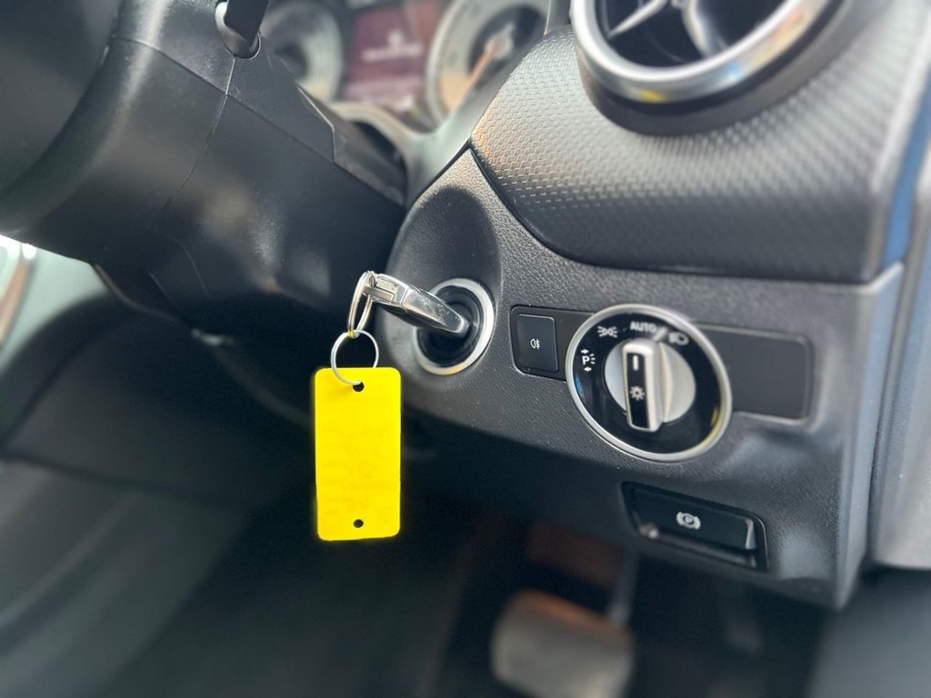 Used Mercedes-Benz A-Class 2014 for sale - 77059679: Photo 6