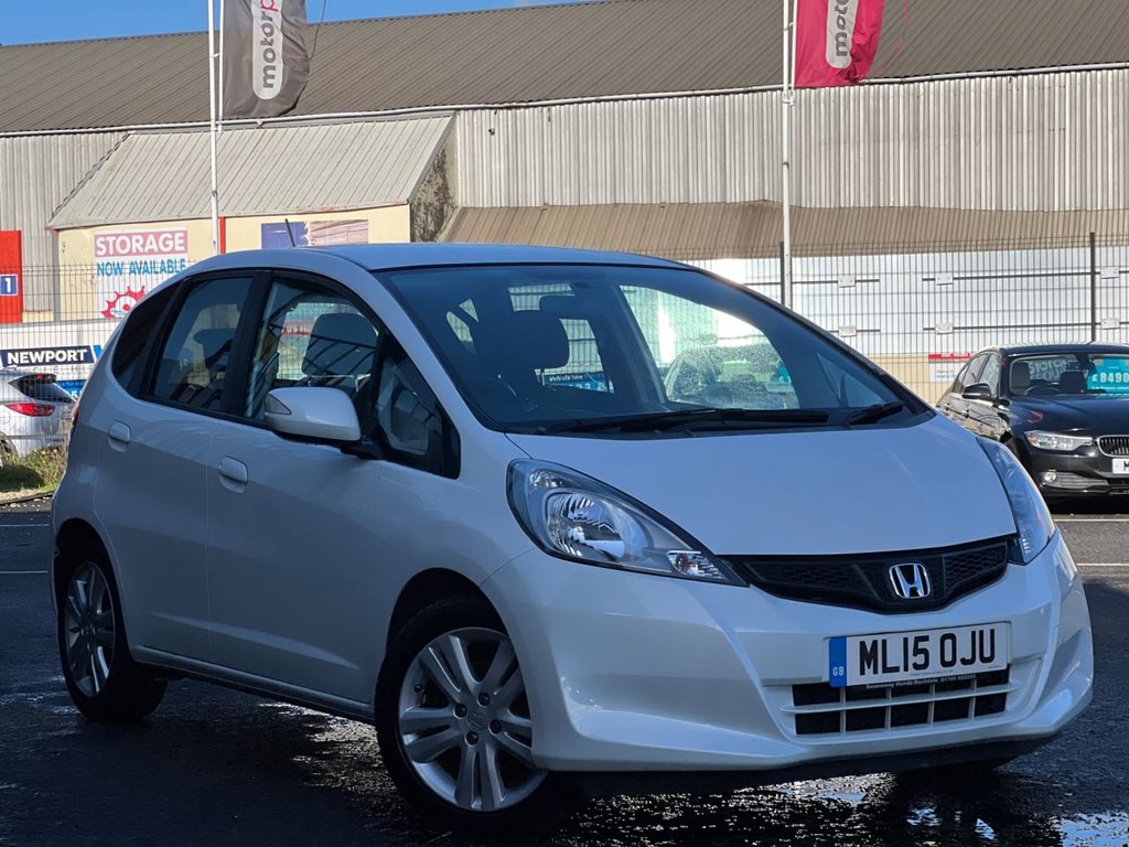 Used Honda Jazz 2015 for sale - 76430251: Photo 3