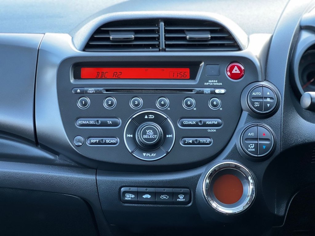 Used Honda Jazz 2015 for sale - 76430251: Photo 7