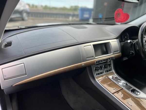 Used Jaguar XF 2012 for sale - 75559929: Photo 11
