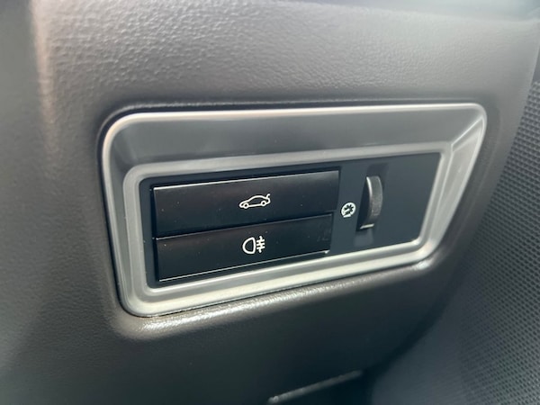 Used Jaguar XF 2012 for sale - 75559929: Photo 31