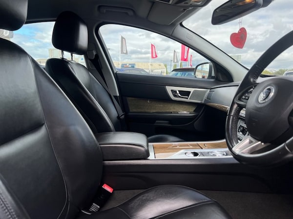 Used Jaguar XF 2012 for sale - 75559929: Photo 3