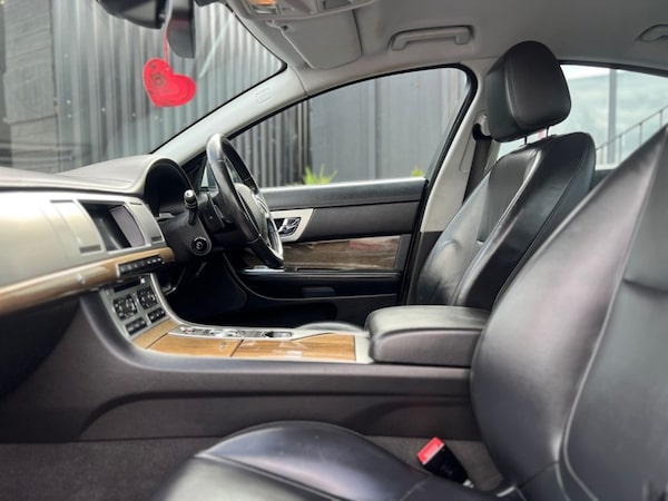 Used Jaguar XF 2012 for sale - 75559929: Photo 9