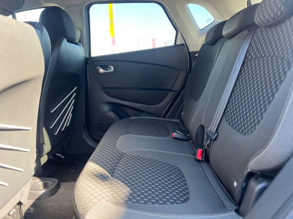 Used Renault Captur 2018 for sale - 73894222: Photo 12