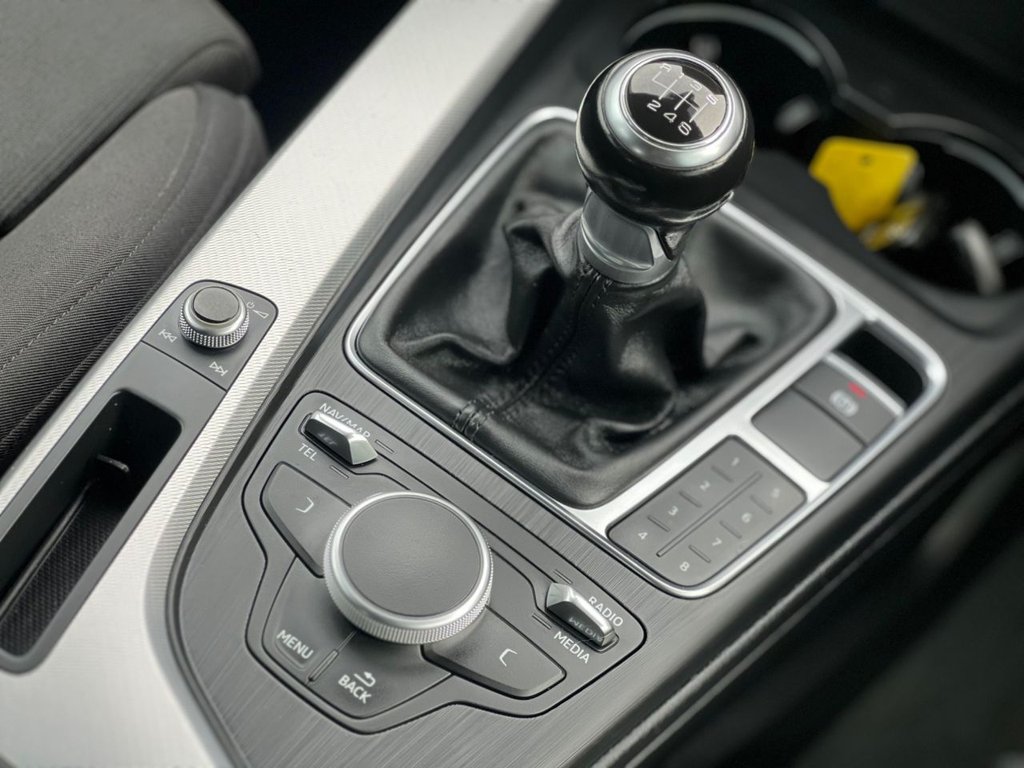 Used Audi A4 2017 for sale - 76417909: Photo 12