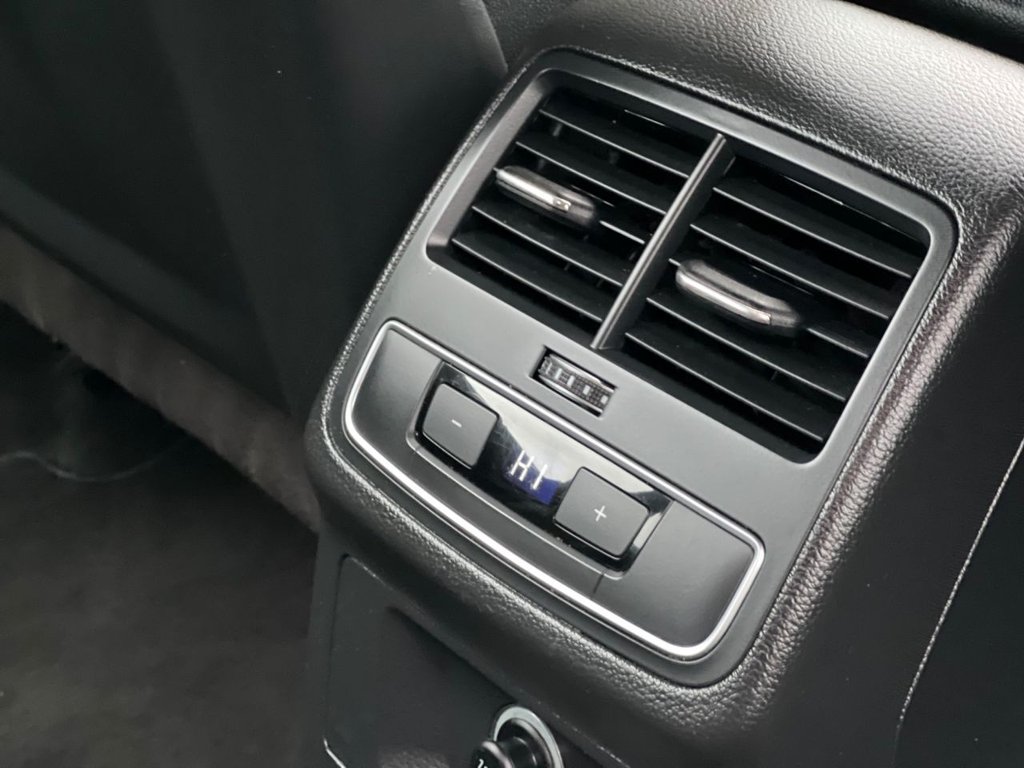 Used Audi A4 Avant 2017 for sale - 77250355: Photo 12