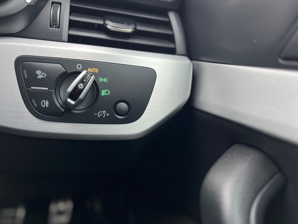 Used Audi A4 Avant 2017 for sale - 77250355: Photo 25