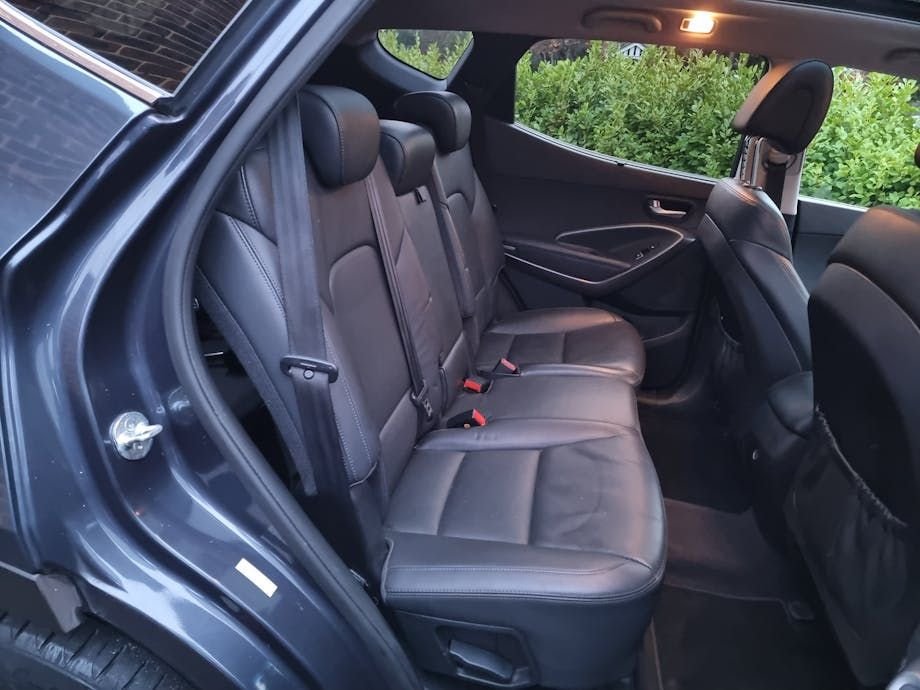 Used Hyundai Santa Fe 2015 for sale - 77319454: Photo 10