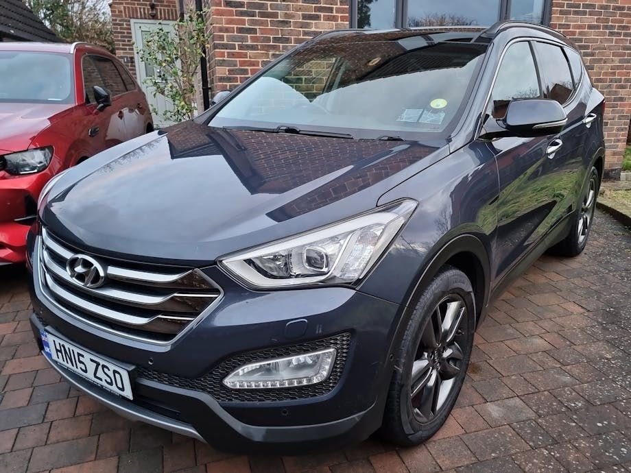 Used Hyundai Santa Fe 2015 for sale - 77319454: Photo 4