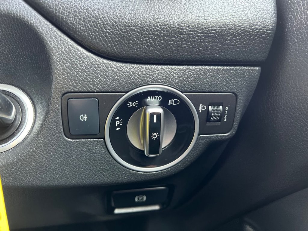 Used Mercedes-Benz GLA 2015 for sale - 76558695: Photo 24