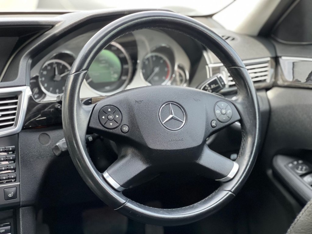 Used Mercedes-Benz E-Class 2011 for sale - 76163558: Photo 21