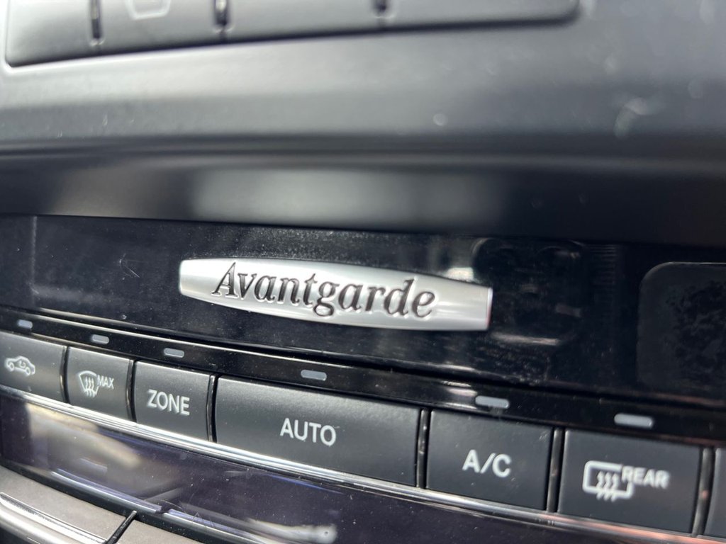 Used Mercedes-Benz E-Class 2011 for sale - 76163558: Photo 33