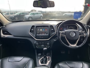 Used Jeep Cherokee 2016 for sale - 77369870: Photo