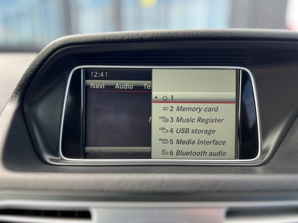 Used Mercedes-Benz E Class 2015 for sale - 77620882: Photo 28