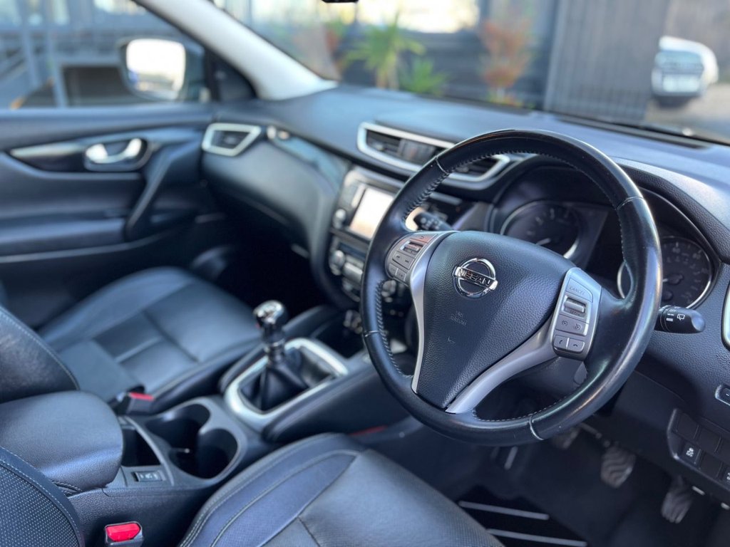 Used Nissan Qashqai 2015 for sale - 76868131: Photo 17