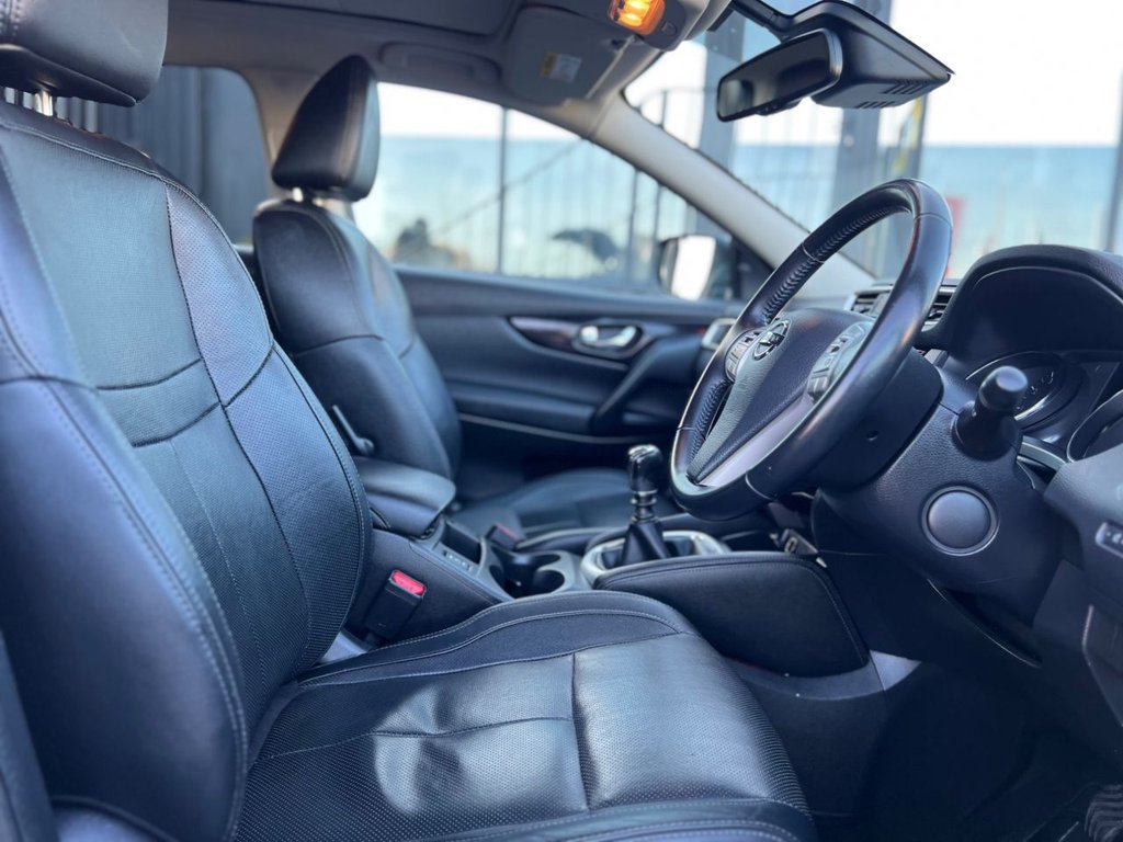 Used Nissan Qashqai 2015 for sale - 76868131: Photo 22