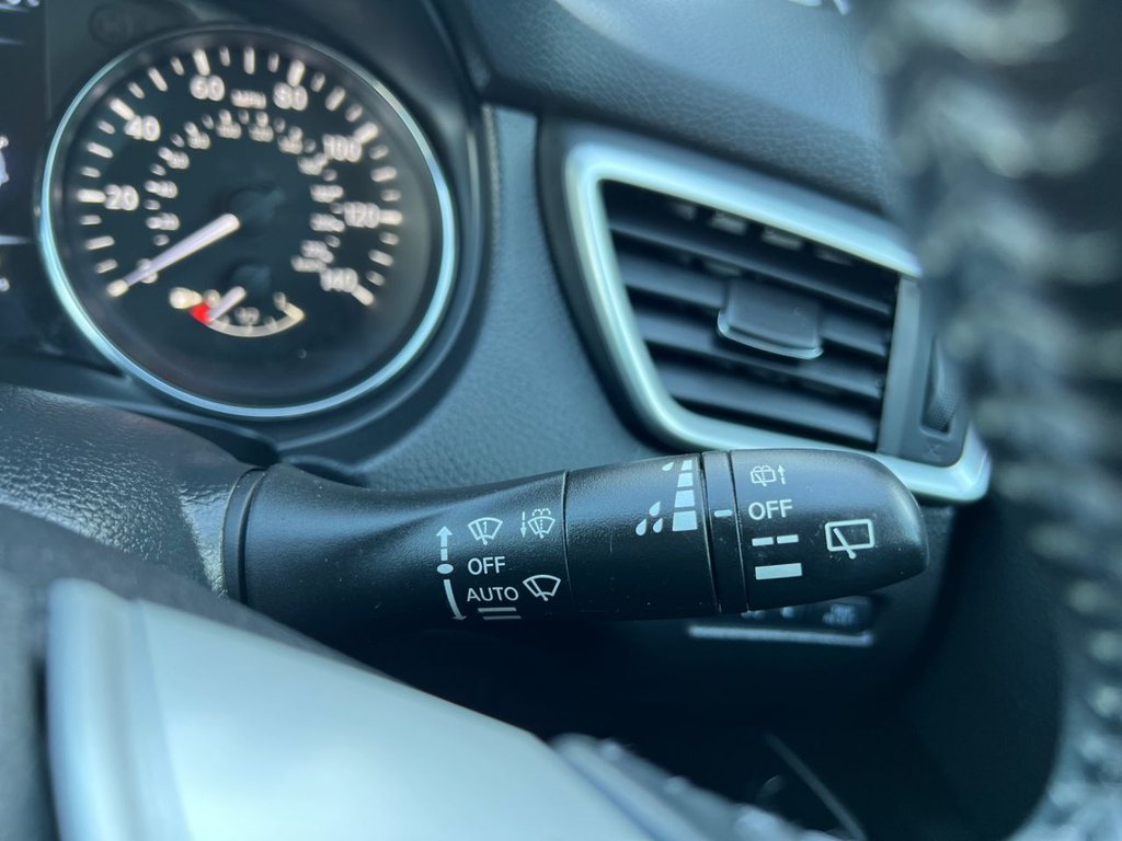 Used Nissan Qashqai 2015 for sale - 76868131: Photo 33