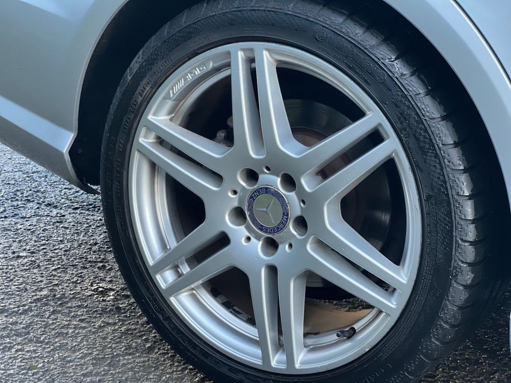 Used Mercedes-Benz E Class 2012 for sale - 76670608: Photo 17