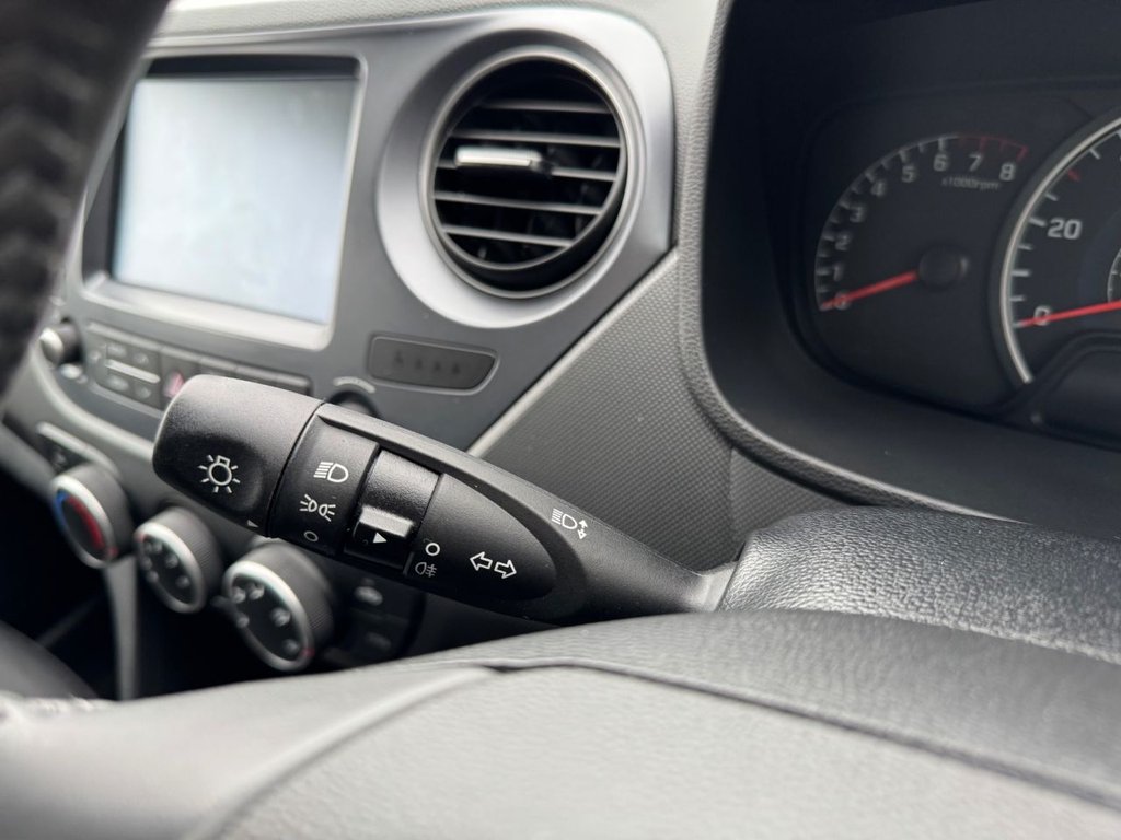 Used Hyundai i10 2018 for sale - 76665754: Photo 34