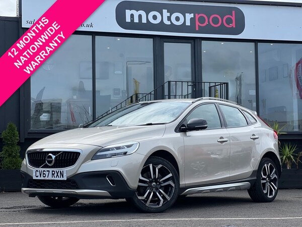 Used Volvo V40 Cross Country 2017 for sale - 75062274: Photo 1