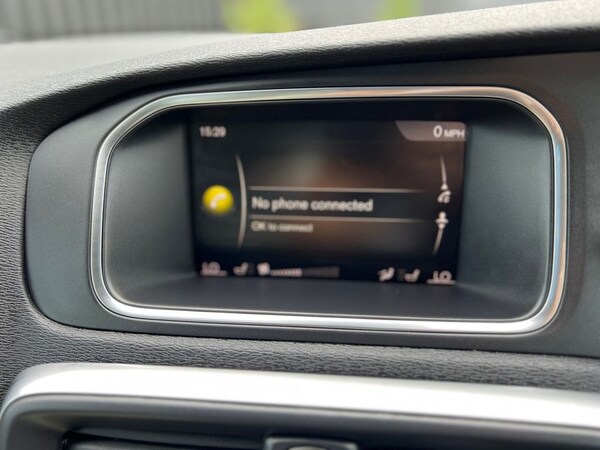 Used Volvo V40 Cross Country 2017 for sale - 75062274: Photo 30