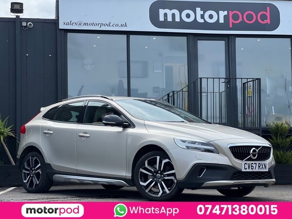 Used Volvo V40 Cross Country 2017 for sale - 75062274: Photo 3
