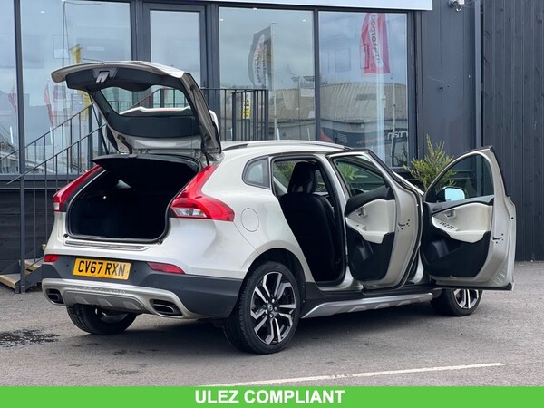 Used Volvo V40 Cross Country 2017 for sale - 75062274: Photo 6