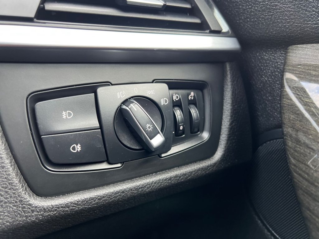 Used BMW 3 Series 2015 for sale - 76496788: Photo 24