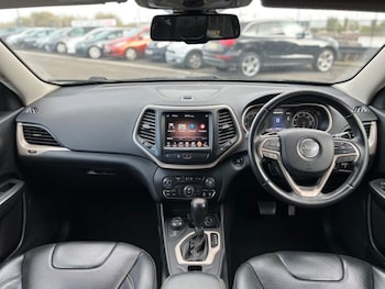 Used Jeep Cherokee 2017 for sale - 76173085: Photo