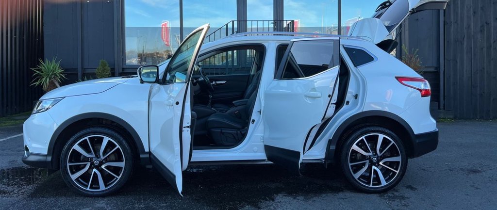 Used Nissan Qashqai 2017 for sale - 76291638: Photo 42