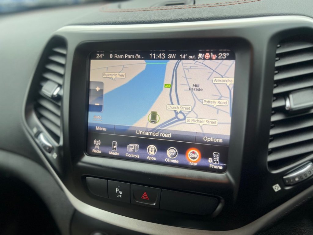 Used Jeep Cherokee 2017 for sale - 76470274: Photo 30