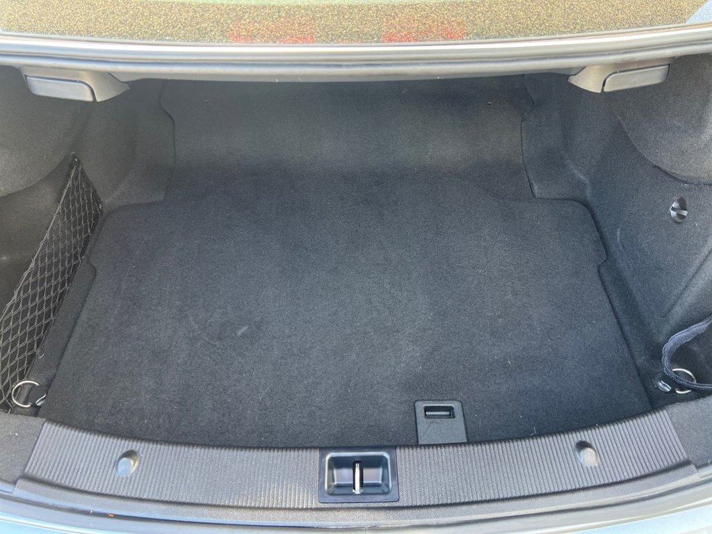 Used Mercedes-Benz E Class 2016 for sale - 78167394: Photo 8