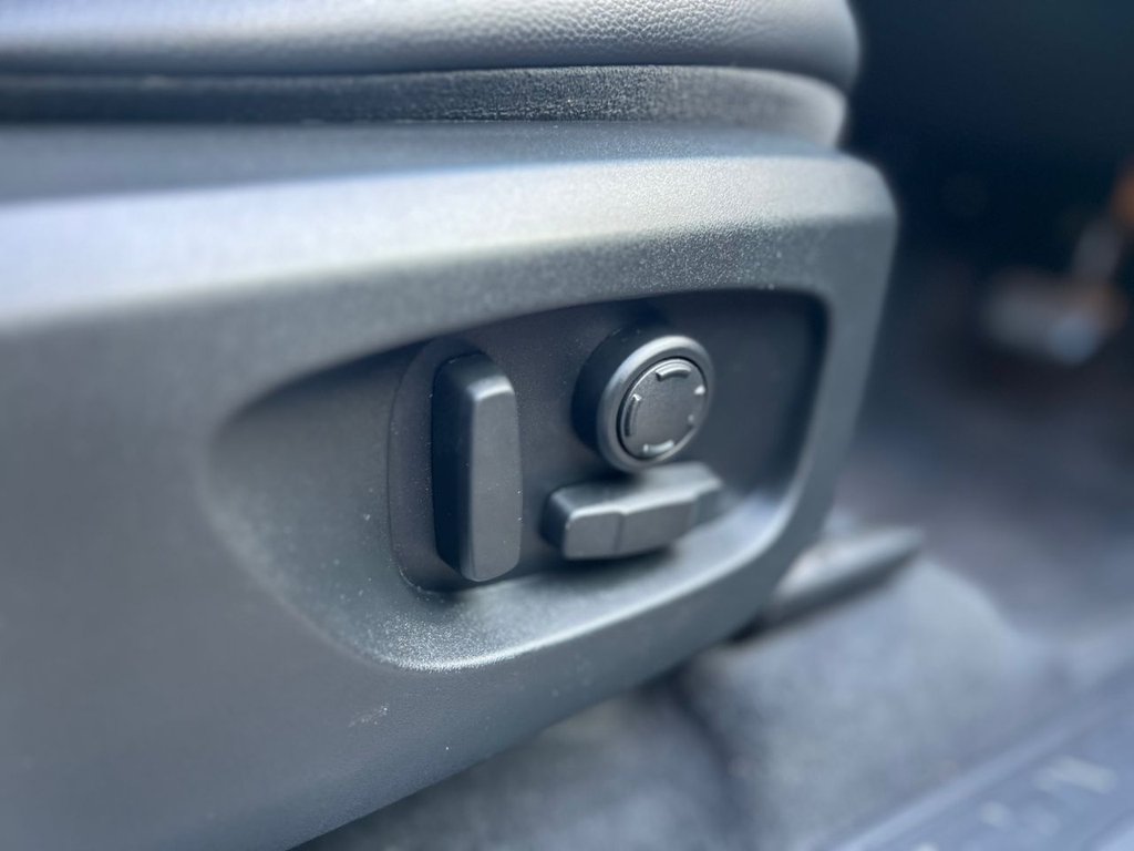 Used Land Rover Discovery Sport 2016 for sale - 77890944: Photo 41