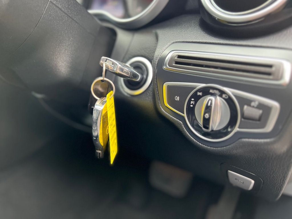 Used Mercedes-Benz C Class 2016 for sale - 77608970: Photo 11