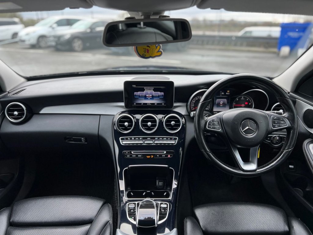 Used Mercedes-Benz C Class 2016 for sale - 77608970: Photo 4