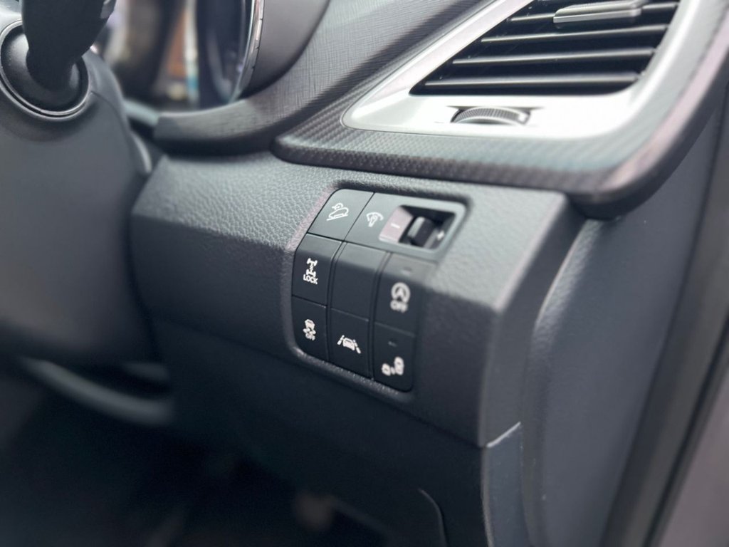 Used Hyundai Santa Fe 2016 for sale - 77408107: Photo 13