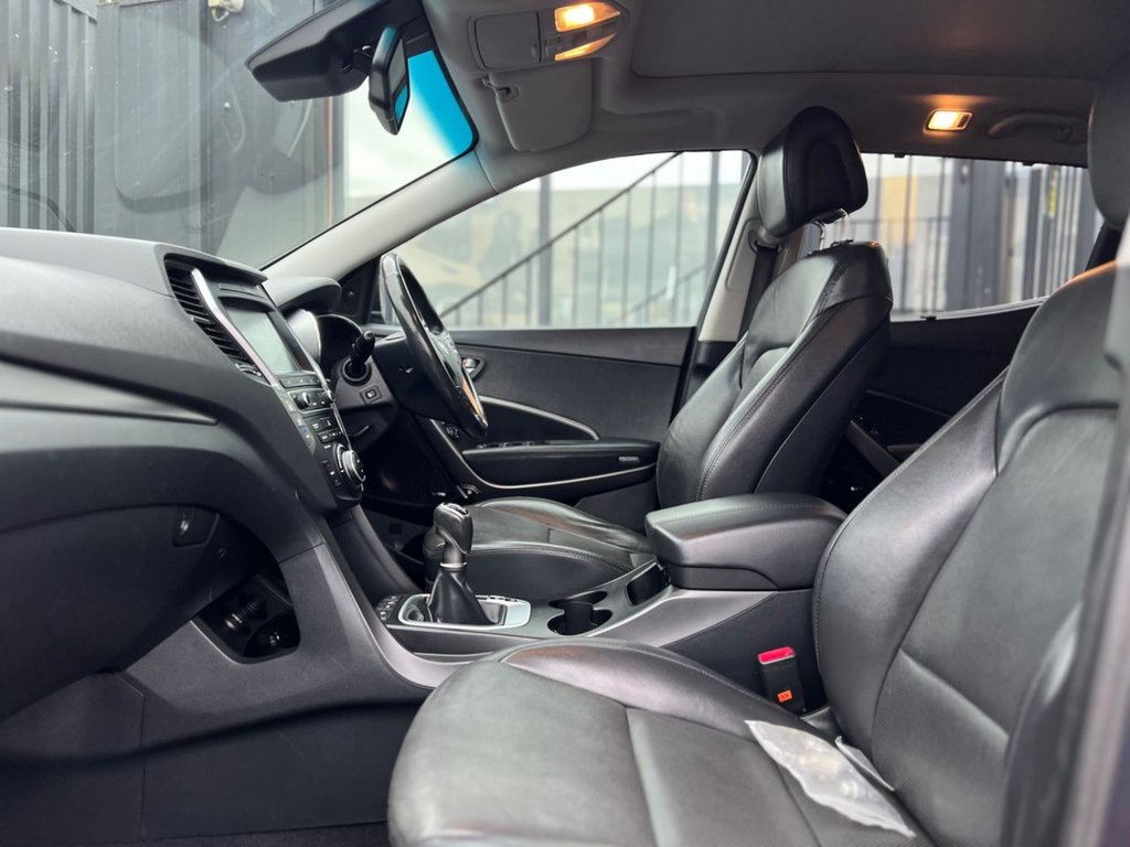 Used Hyundai Santa Fe 2016 for sale - 77408107: Photo 26