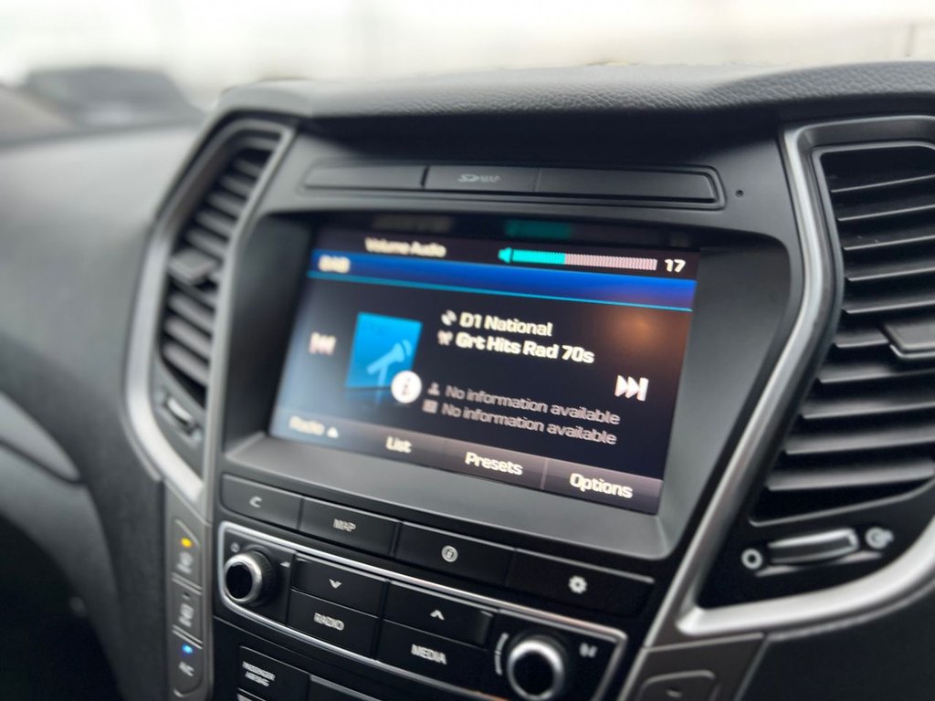 Used Hyundai Santa Fe 2016 for sale - 77408107: Photo 28