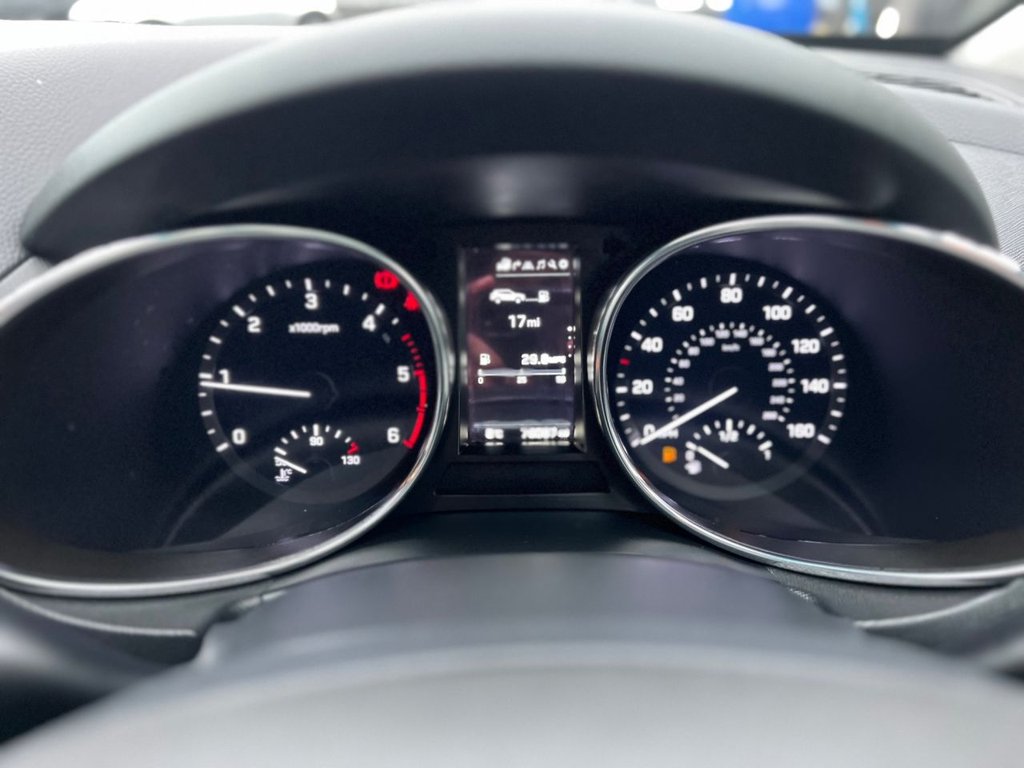 Used Hyundai Santa Fe 2016 for sale - 77408107: Photo 33