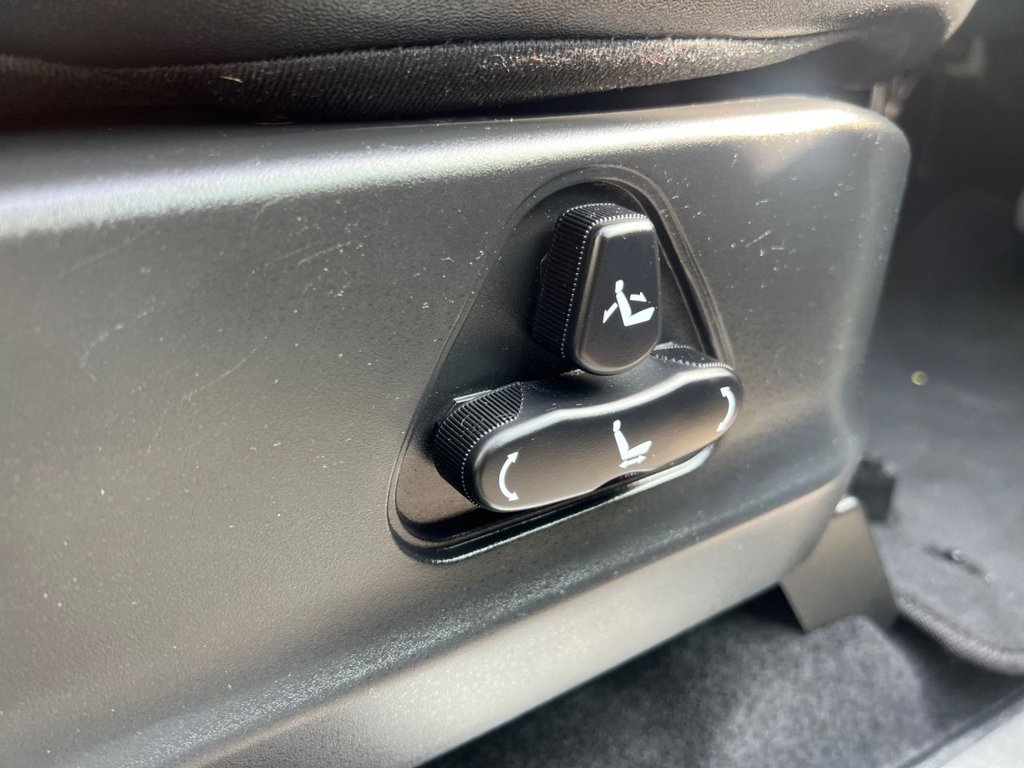 Used Ssangyong Turismo 2018 for sale - 77976688: Photo 12