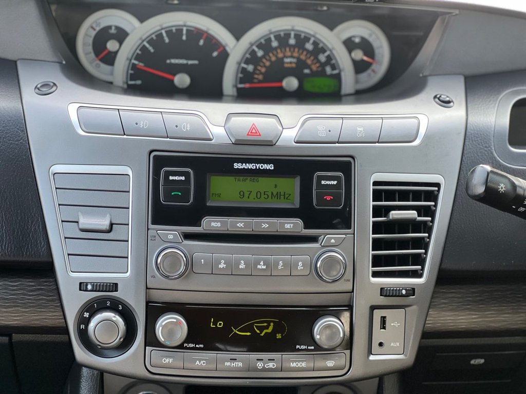 Used Ssangyong Turismo 2018 for sale - 77976688: Photo 14