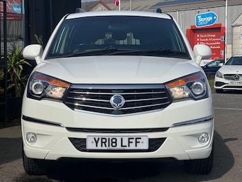 Used Ssangyong Turismo 2018 for sale - 77976688: Photo