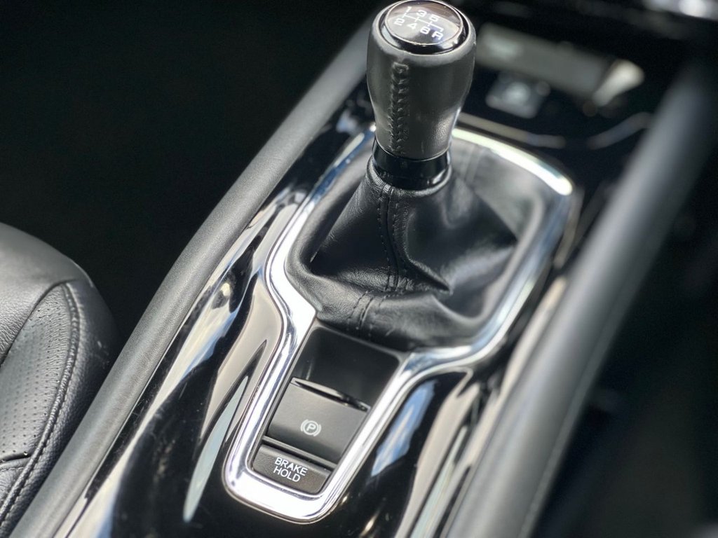 Used Honda HR-V 2015 for sale - 76665662: Photo 15