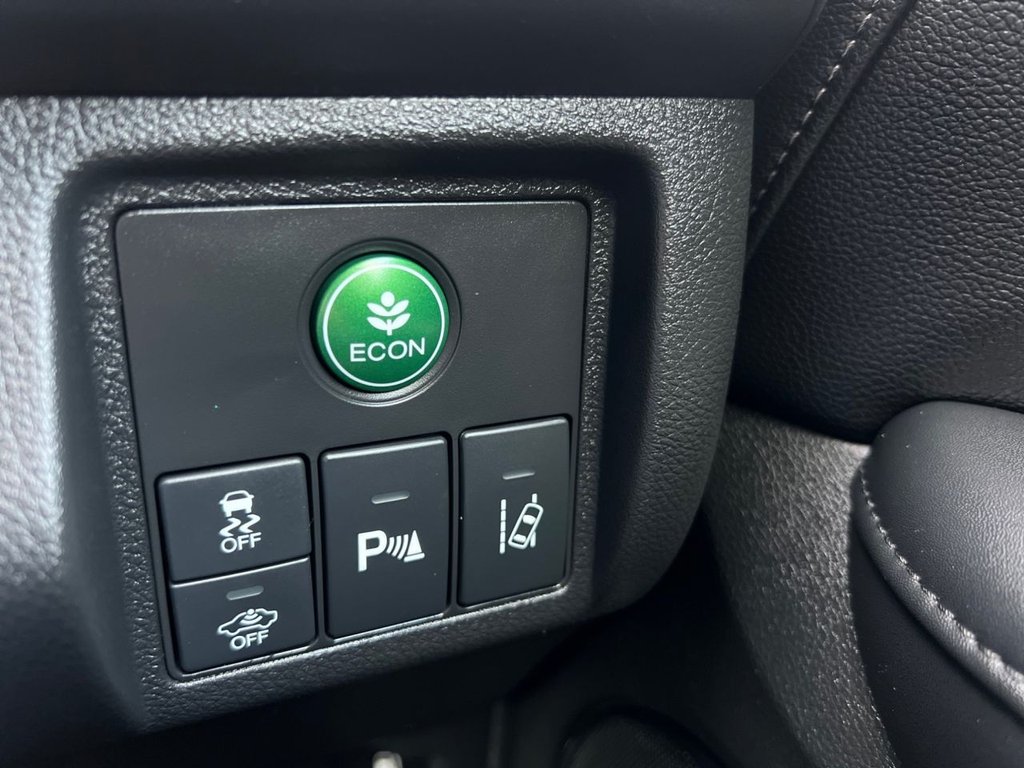 Used Honda HR-V 2015 for sale - 76665662: Photo 17