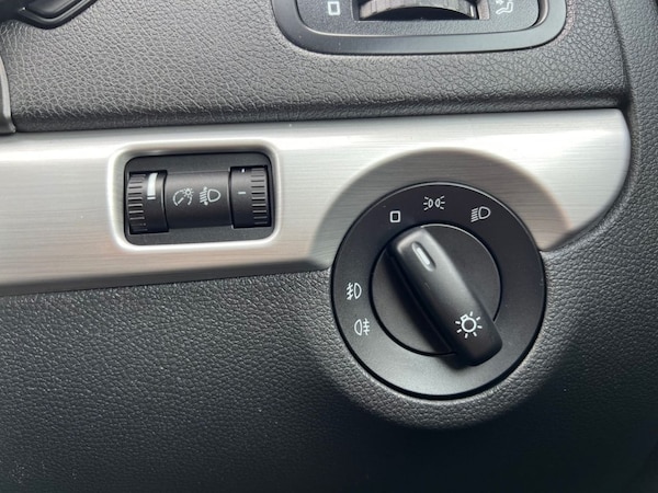 Used Skoda Yeti 2015 for sale - 75680858: Photo 36